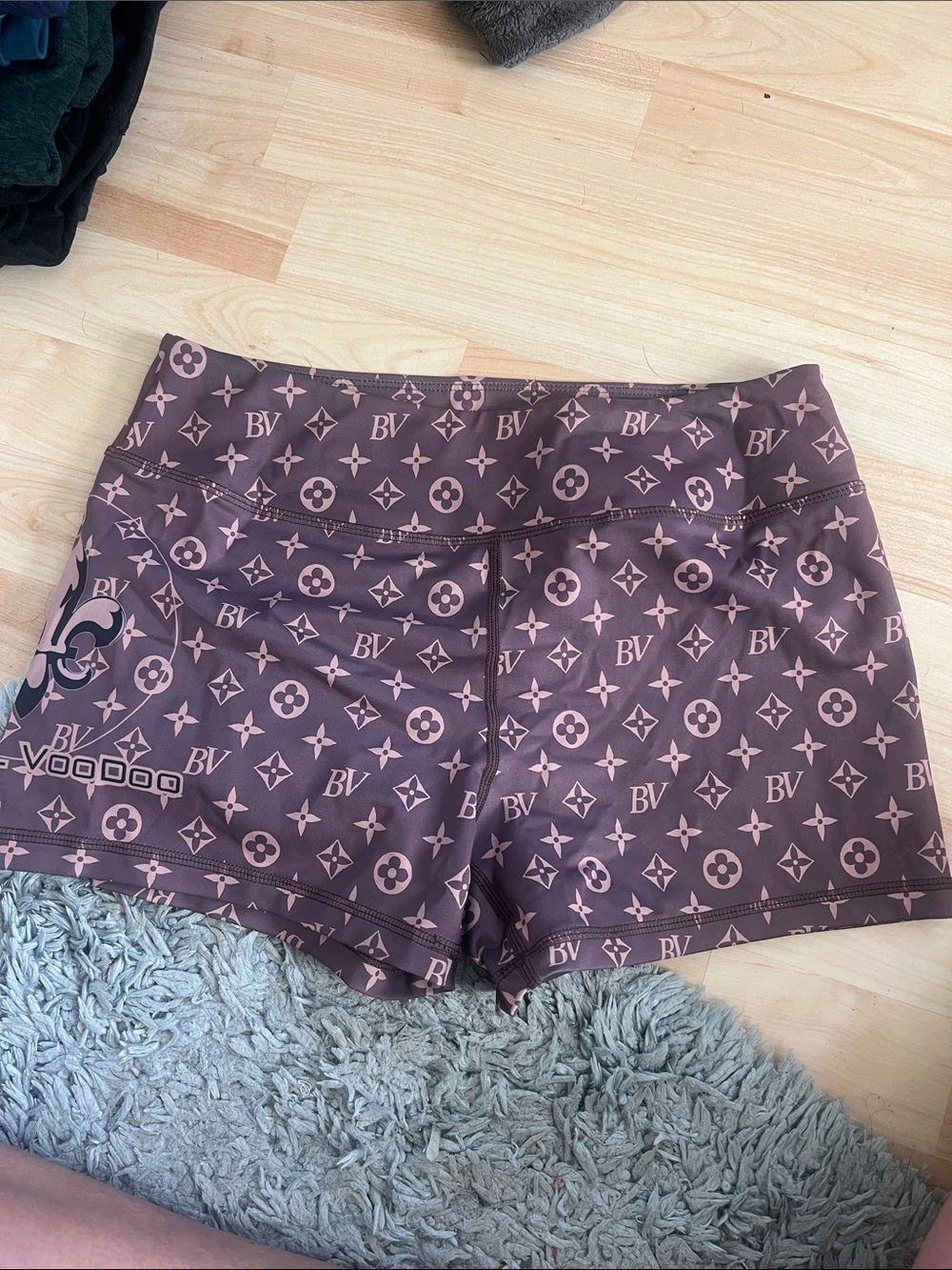 Barbell Voodoo shorts NWOT